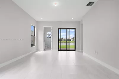9523 Royal Woods Mnr, Boca Raton, FL 33434 - Photo 14