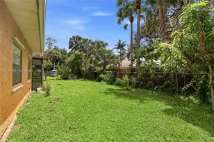 2350 SW Vardon St, Port Saint Lucie, FL 34953 - Photo 4