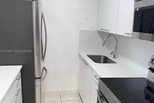 677 SW 9th Ave, Miami, FL 33130 - Photo 6