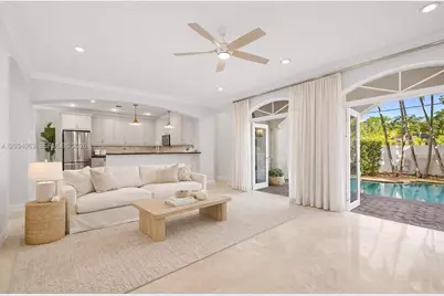 821 SE 2nd Ct, Fort Lauderdale, FL 33301 - Photo 16