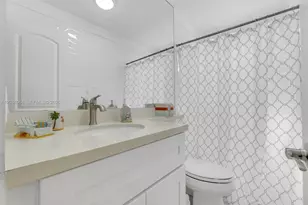 1000 N 17th Ave, Hollywood, FL 33020 - Photo 22