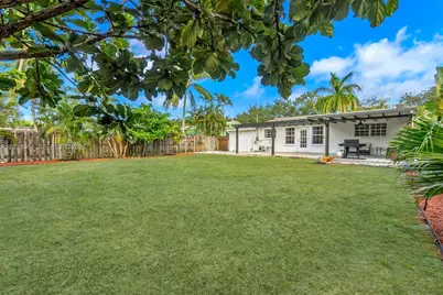 1000 N 17th Ave, Hollywood, FL 33020 - Photo 26