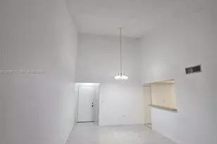 9429 Fontainebleau Blvd, Miami, FL 33172 - Photo 28