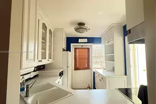 2200 Park Ln, Hollywood, FL 33021 - Photo 4
