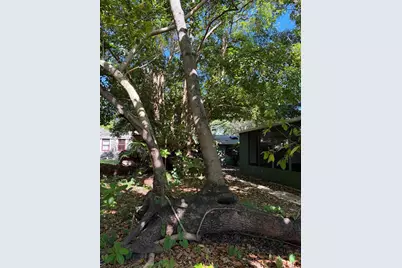 8238 NE 9th Ave, Miami, FL 33138 - Photo 38