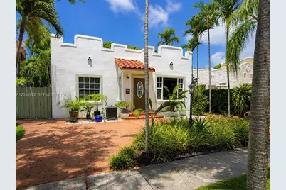 452 SW 26th Rd, Miami, FL 33129 - Photo 1