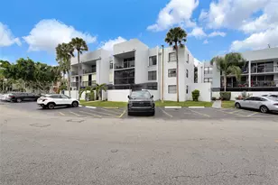 10825 SW 112th Ave, Miami, FL 33176 - Photo 38