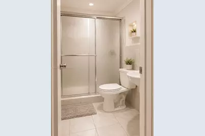 180 NE 12th Ave #16E, Hallandale Beach, FL 33009 - Photo 8