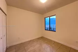 8265 NW 41st St, Doral, FL 33166 - Photo 14