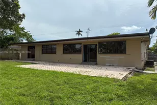 18715 NE 18th Ave, Miami, FL 33179 - Photo 14