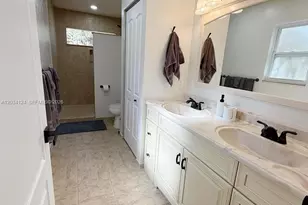 631 NE Gold Dust Rd, Other City - In The State Of Florida, FL 32008 - Photo 16