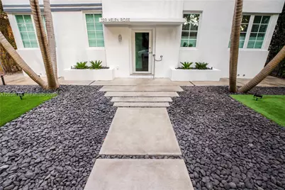 729 Meridian Av #10, Miami Beach, FL 33139 - Photo 4