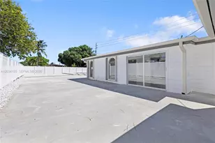 1221 SE 10th St, Deerfield Beach, FL 33441 - Photo 44