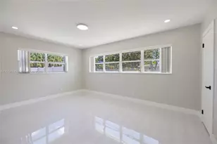 1221 SE 10th St, Deerfield Beach, FL 33441 - Photo 20