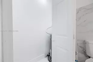 1221 SE 10th St, Deerfield Beach, FL 33441 - Photo 34