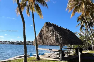 3 Grove Isle Dr, Miami, FL 33133 - Photo 34