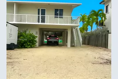 136 Marina Ave #East, Key Largo, FL 33037 - Photo 1
