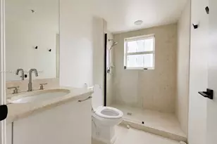 15051 Royal Oaks Ln, North Miami, FL 33181 - Photo 16