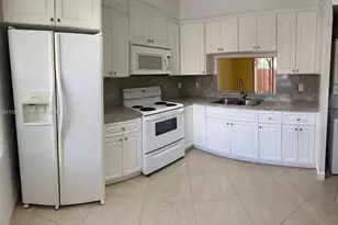 6361 NW 170th Ln, Hialeah, FL 33015 - Photo 6