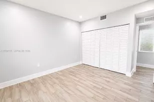 7135 SW 21st St, Miami, FL 33155 - Photo 6
