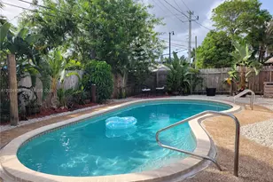 2560 NE 8th Terrace, Pompano Beach, FL 33064 - Photo 2