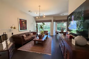 10900 NW 72nd St, Doral, FL 33178 - Photo 6