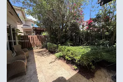 10900 NW 72nd St #., Doral, FL 33178 - Photo 10