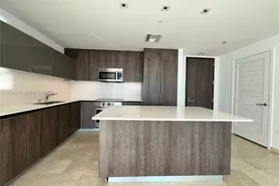 68 SE 6th St, Miami, FL 33131 - Photo 6