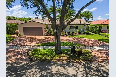 8601 Dundee Ter, Miami Lakes, FL 33016 - Photo 50
