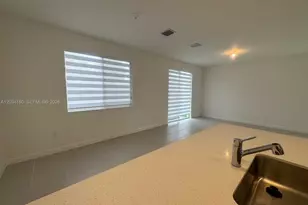705 SE 13th St Cir, Homestead, FL 33034 - Photo 16