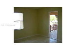 11261 SW 88th St, Miami, FL 33176 - Photo 6