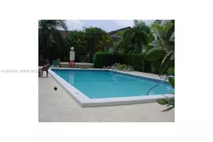 11261 SW 88th St, Miami, FL 33176 - Photo 12
