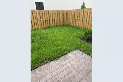 1540 NW 1st St, Florida City, FL 33034 - Photo 16