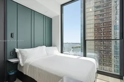 20 NE 11th #4803, Miami, FL 33132 - Photo 6