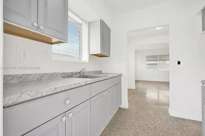 710 82nd St #1, Miami Beach, FL 33141 - Photo 4