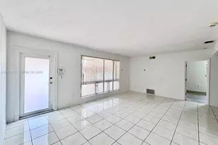 7711 Juniper St, Miramar, FL 33023 - Photo 4