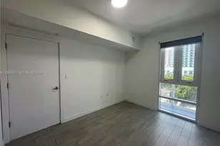 321 NE 26th St, Miami, FL 33137 - Photo 18