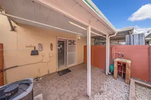 515 W 68th St, Hialeah, FL 33014 - Photo 16