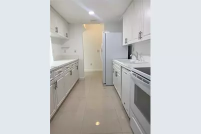 9805 NW 52nd St #207, Doral, FL 33178 - Photo 8