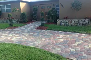 1324 Washington St, Hollywood, FL 33019 - Photo 12