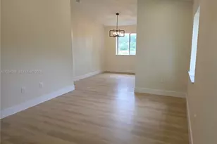 13318 SW 152nd St, Miami, FL 33177 - Photo 2