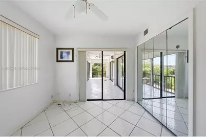 6010 S Falls Cir Dr #323, Lauderhill, FL 33319 - Photo 20
