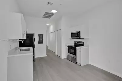 1567 NW 1st St #3, Miami, FL 33125 - Photo 2