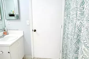 1611 Veracruz Ln, Weston, FL 33327 - Photo 32