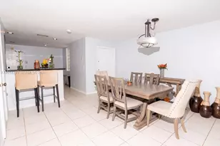 1611 Veracruz Ln, Weston, FL 33327 - Photo 2
