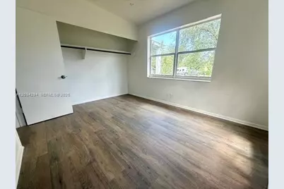 530 Mentone Rd, Lake Worth, FL 33462 - Photo 4