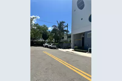 364 SW 11th St, Miami, FL 33130 - Photo 6