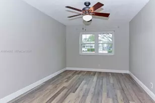 298 SW 6th St, Boca Raton, FL 33432 - Photo 20