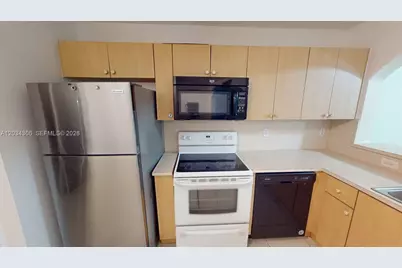 2921 SE 13th Rd #104-39, Homestead, FL 33035 - Photo 12