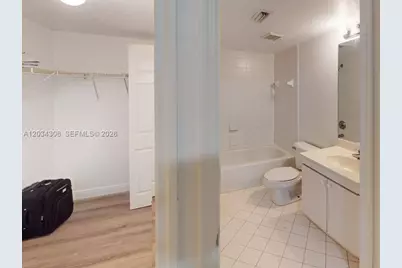 2921 SE 13th Rd #104-39, Homestead, FL 33035 - Photo 24